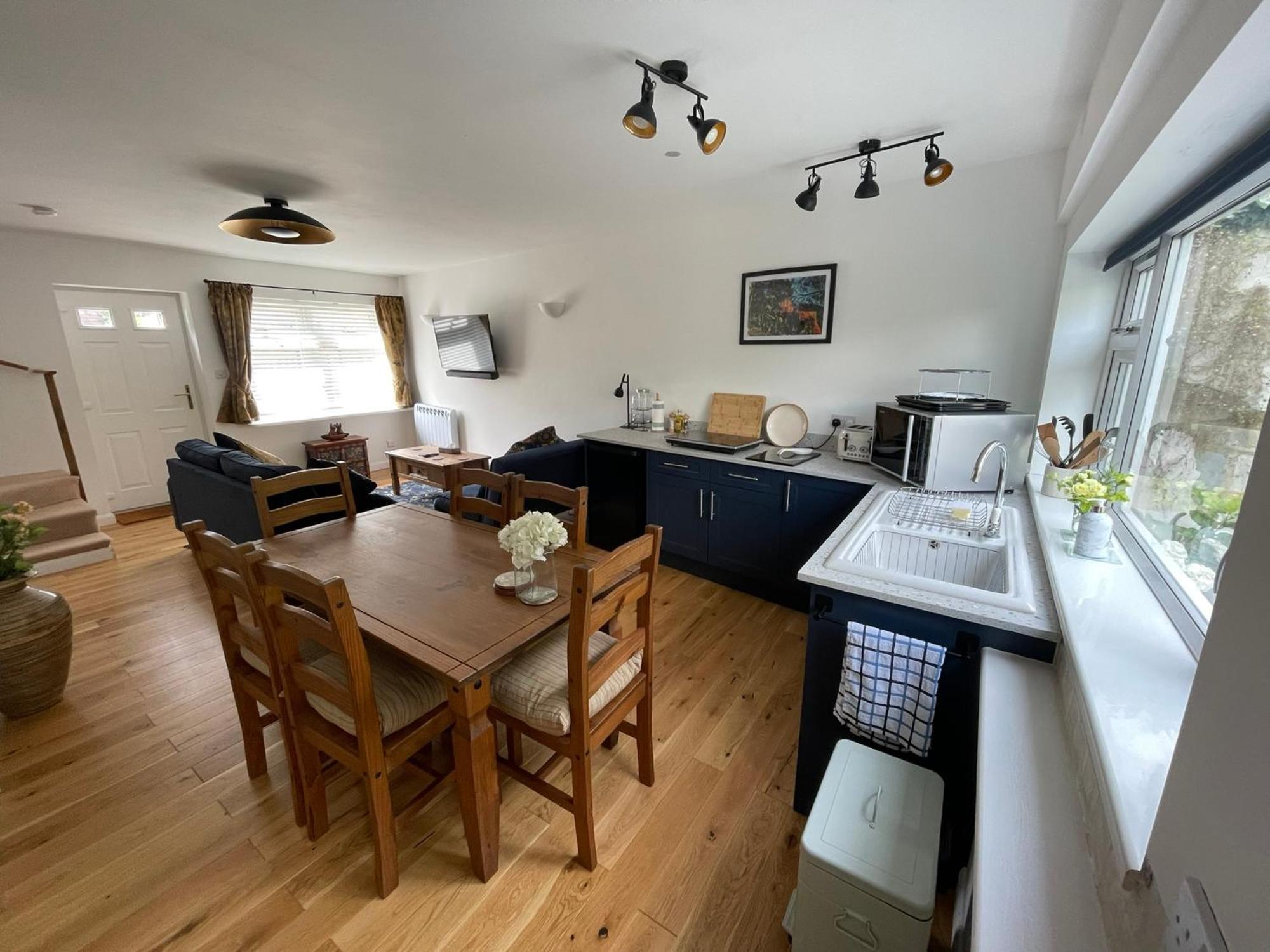 Close To Sea And South Downs National Park - Sompting Екстериор снимка