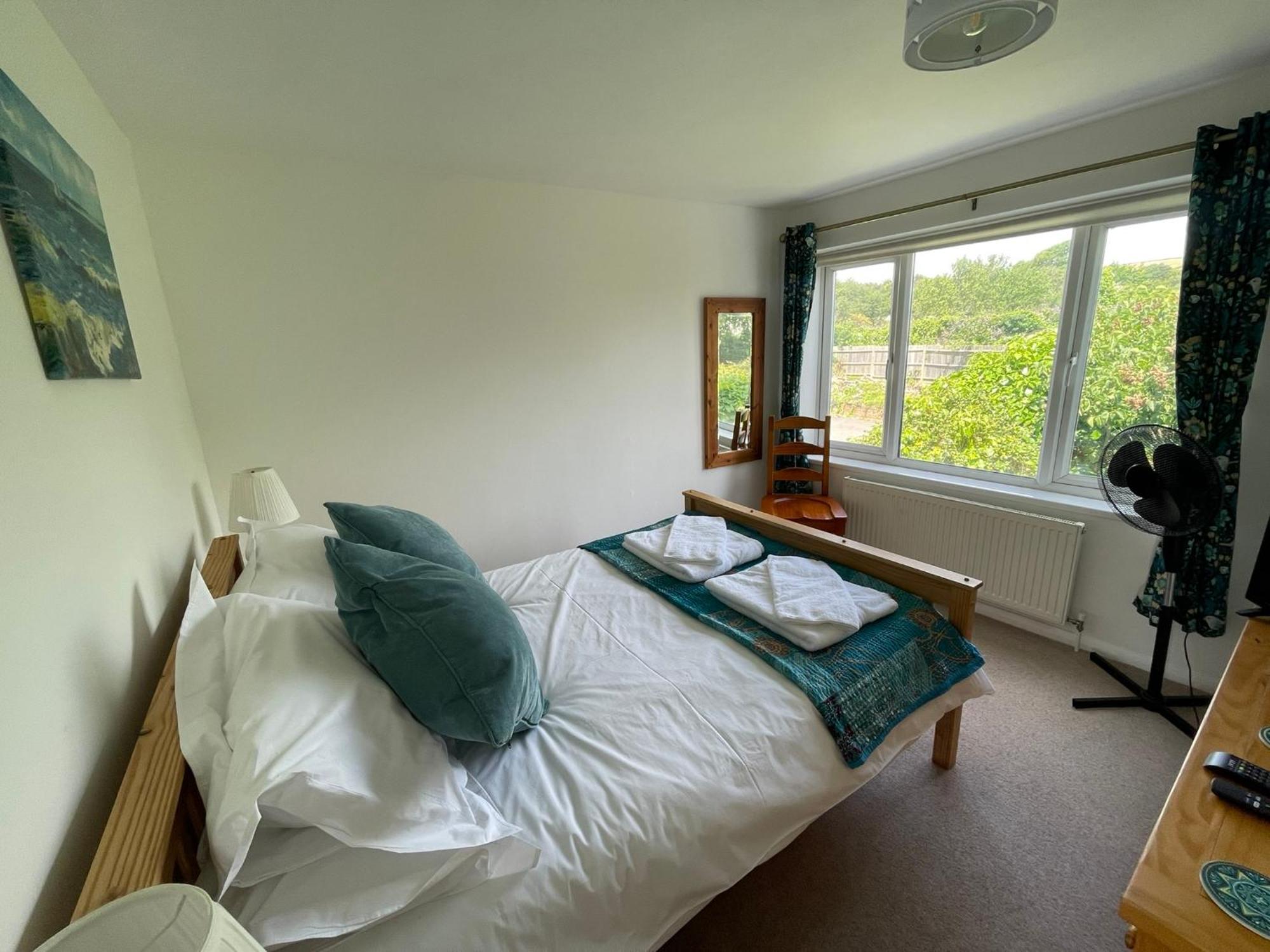 Close To Sea And South Downs National Park - Sompting Екстериор снимка
